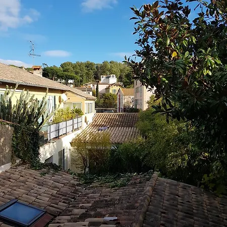 Hotell Les Lauriers 3*
