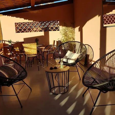Hotell Les Lauriers 3*